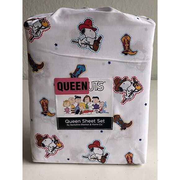 4 Pc PEANUTS Snoopy Cowboy QUEEN Sheet Set By Berkshire Super Soft White NEW - Picture 1 of 12